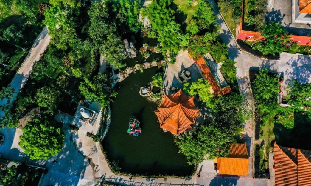 推荐下地板加盟品牌吧？我想着创业做加盟呢。游戏画面